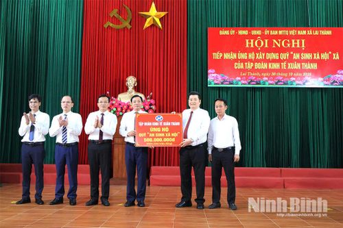 Tập đoàn Kinh tế Xuân Thành ủng hộ Quỹ “An sinh xã hội” xã Lai Thành 500 triệu đồng