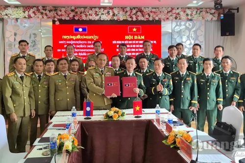 Củng cố hữu nghị, giữ vững an ninh tuyến biên giới Việt-Lào