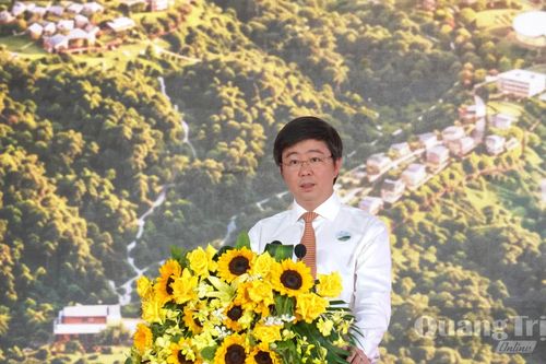 Kiến tạo núi U Bò-hồ Thác Chuối trở thành một biểu tượng du lịch mới (*)