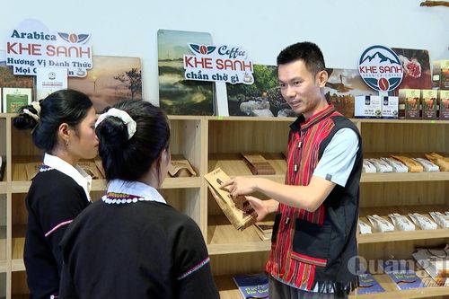 Người trẻ viết tiếp câu chuyện cà phê Khe Sanh