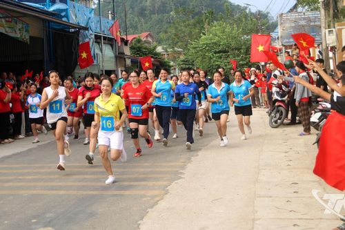 Kết nối cộng đồng từ sân chơi thể thao