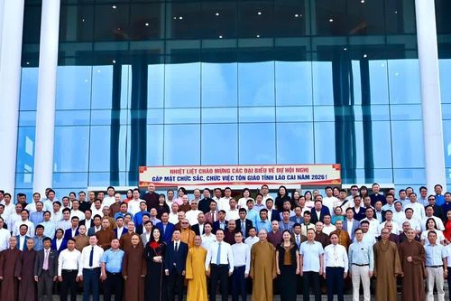 Lào Cai: UBND tỉnh tổ chức Hội nghị gặp mặt chức sắc, chức việc tôn giáo trên địa bàn