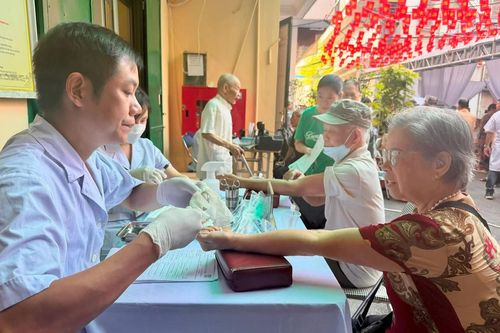 Hà Nội đặt mục tiêu 100% người yếu thế có hồ sơ số an sinh xã hội vào năm 2030