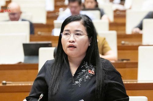 Gỡ rào cản thủ tục, khơi thông sáng kiến từ cơ sở