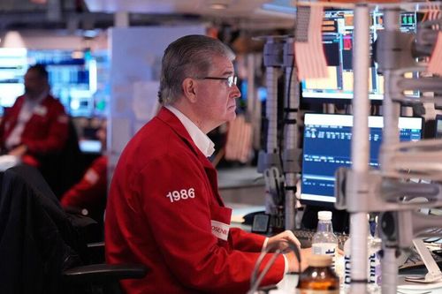 Chứng khoán thế giới 30/10: Nasdaq lao dốc, thị trường châu Á rung lắc mạnh