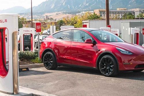 Tesla tuyển 5 vị trí tại Việt Nam, chuẩn bị kinh doanh và phát triển trạm sạc