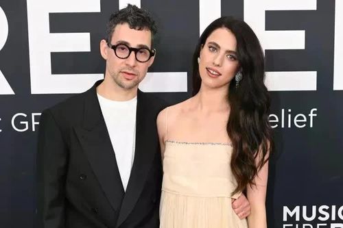 Cặp đôi Jack Antonoff - Margaret Qualley 'đường ai nấy đi' sau 3 năm bên nhau