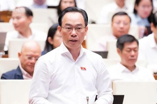 Bộ trưởng Hoàng Minh Sơn: Cung cấp miễn phí sách giáo khoa cho học sinh từ năm học 2028 – 2029