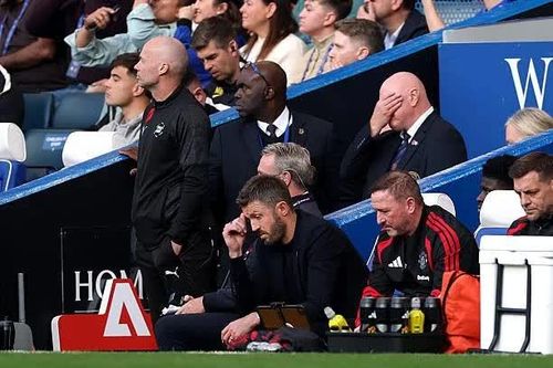 Chelsea 2-0 Man United: Thời gian cạn rồi, Carrick!