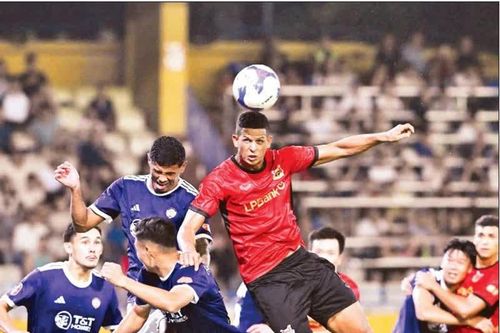 V-League: Những chiến thắng giàu cảm xúc