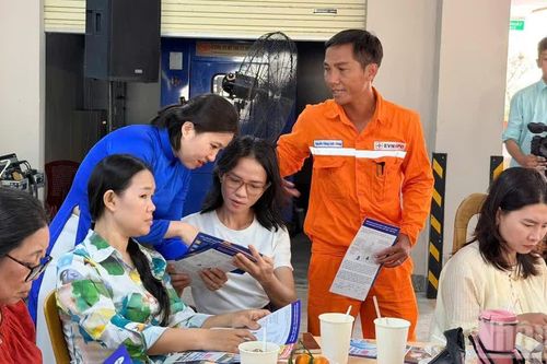 Lâm Đồng: Người dân phường Phan Thiết đối thoại với ngành điện