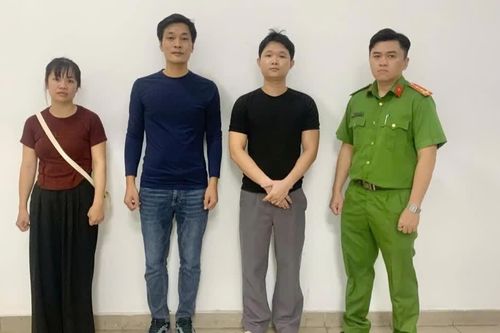 Công an Đồng Nai khởi tố 9 đối tượng livestream bán mỹ phẩm rởm