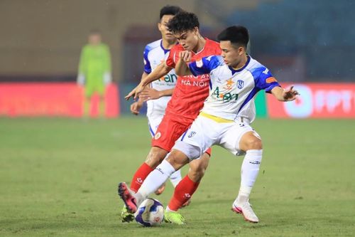 Đại chiến vì ngôi đầu