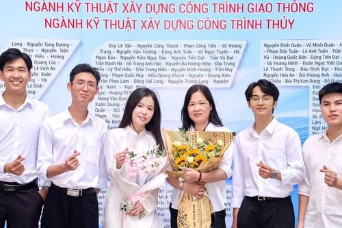 Nhóm sinh viên UTC giành giải Nhất 'Loa Thành 2026', với đồ án cầu đường sắt tốc độ cao