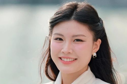 Mỗi ngày có hơn 100 câu hỏi ứng xử gửi về Hoa hậu Việt Nam 2026
