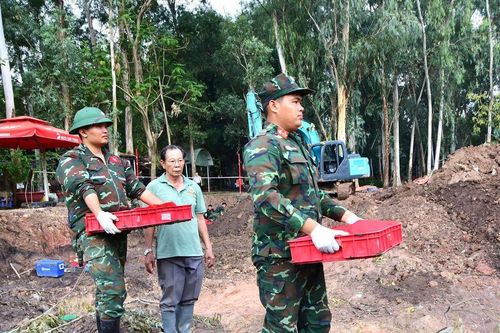 Phát hiện thêm 7 hài cốt liệt sĩ tại Công viên Lê Thị Riêng