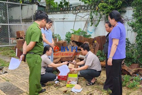 VKSND khu vực 5, TP Cần Thơ tăng cường kiểm sát việc tiêu hủy vật chứng, tài sản