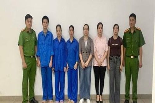 Triệt phá đường dây livestream bán lẻ sản phẩm kém chất lượng, trốn thuế hàng chục tỉ đồng