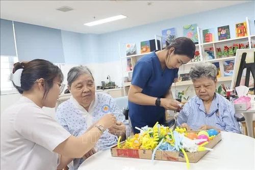 TP Hồ Chí Minh xây dựng hệ sinh thái chăm sóc người cao tuổi