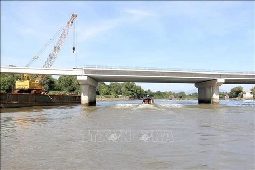 'Thúc' tiến độ giải ngân vốn đầu tư công các dự án trọng điểm