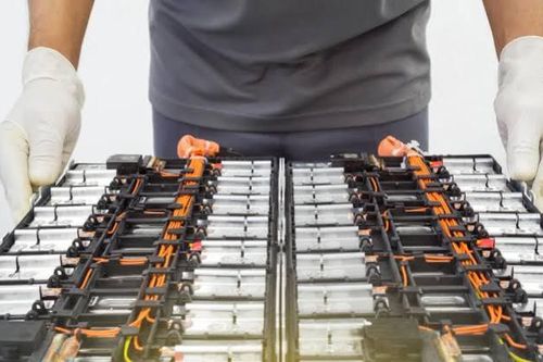 Công nghệ pin mới hứa hẹn giúp xe điện di chuyển xa hơn sau mỗi lần sạc