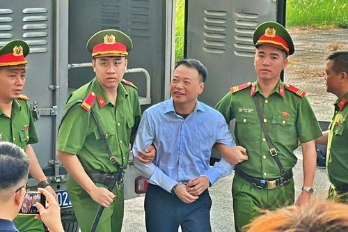Từ màn đối đáp của Shark Bình: Không phải cứ ra tòa là có tội