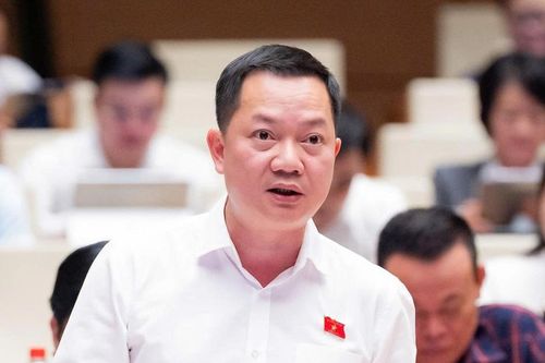 'Không để mỗi mùa thi đến học sinh, phụ huynh lại thấp thỏm chờ quy định mới của Bộ'