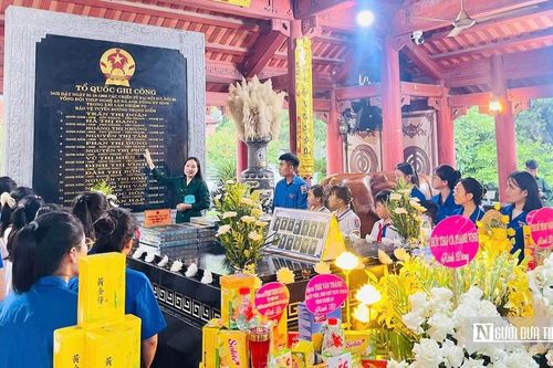 Lời hẹn ước trăm năm dang dở nơi tọa độ lửa Truông Bồn
