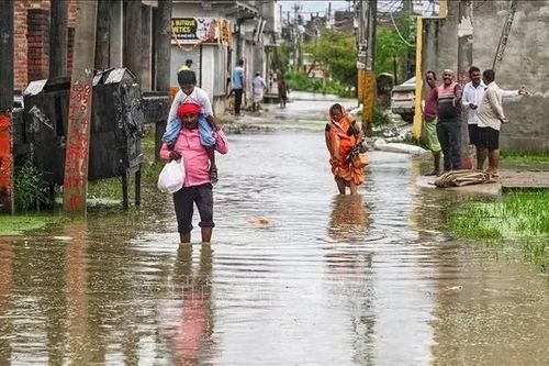 Ấn Độ sơ tán 12.000 người sau vụ vỡ hồ băng ở Bhutan