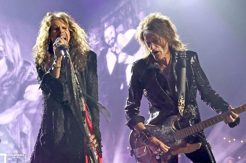 Johnny Depp tái xuất sân khấu