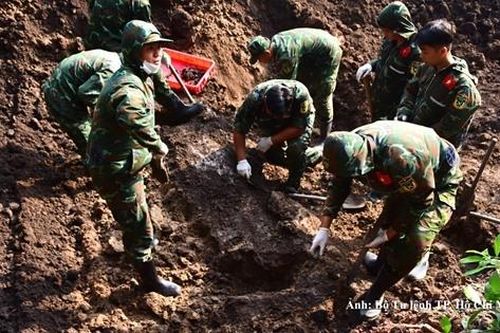 Phát hiện thêm 7 hài cốt liệt sĩ tại Công viên Lê Thị Riêng