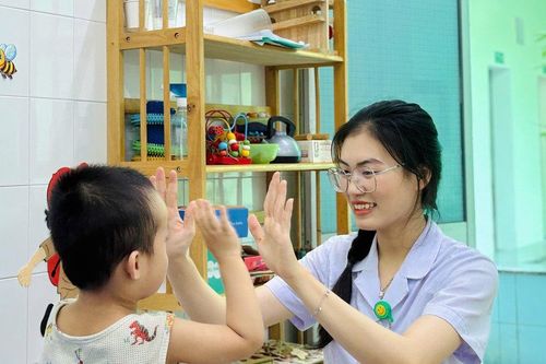 Kịp thời hỗ trợ trẻ có dấu hiệu rối loạn phát triển