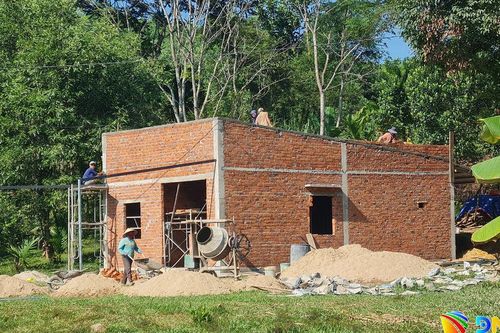 Từng bước trợ giúp hộ nghèo vươn lên