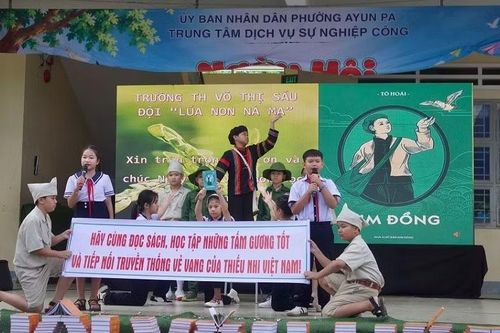 Sôi nổi các hoạt động Ngày hội văn hóa đọc phường Ayun Pa