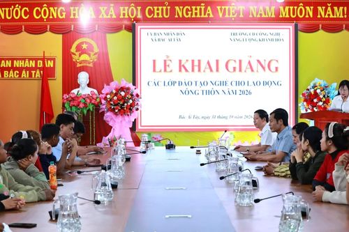 Xã Bác Ái Tây khai giảng 2 lớp đào tạo nghề cho 70 lao động nông thôn