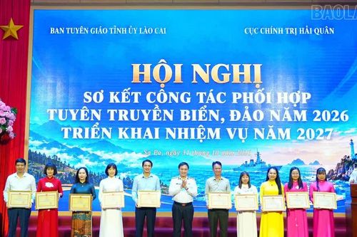 Lào Cai tăng cường phối hợp tuyên truyền biển, đảo