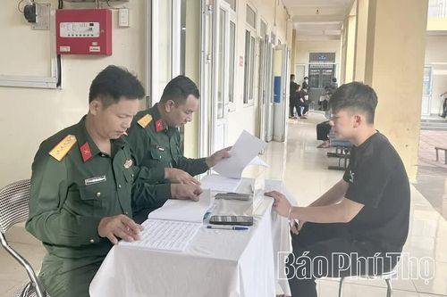 Kim Bôi tập trung cho công tác tuyển quân