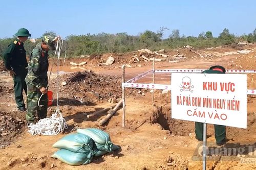 Khắc phục hậu quả bom mìn, vật nổ, phục vụ sản xuất và phát triển kinh tế-xã hội