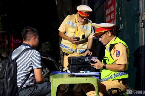 Đừng đánh cược an toàn giao thông sau những chén rượu