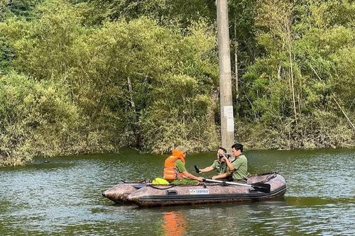 Những 'phóng viên không chuyên' kể chuyện từ cơ sở