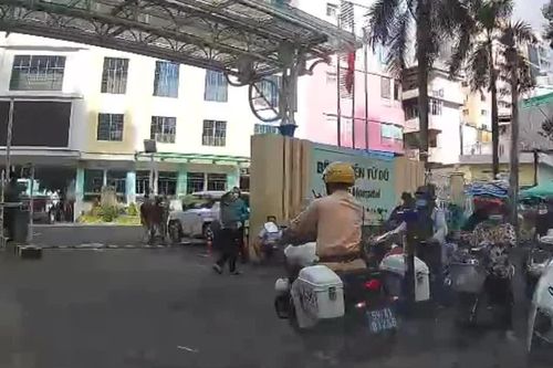 CSGT Công an TP Hồ Chí Minh kịp thời hỗ trợ sản phụ tới bệnh viện