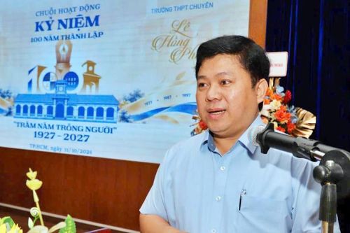 Trường chuyên đầu tiên tại Thành phố Hồ Chí Minh xây dựng kho tư liệu số, sách nghiên cứu lịch sử 100 năm