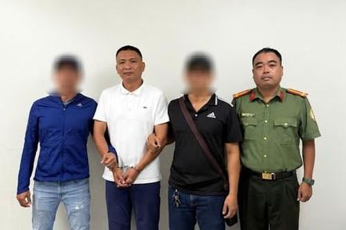 Huỳnh Xuân Vấn - đối tượng liên quan vụ án của trùm siêu xe Phan Công Khanh về nước đầu thú