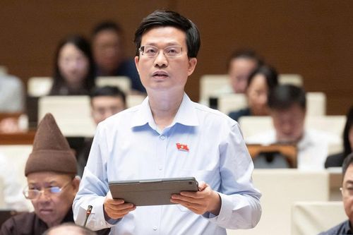 ĐBQH: Đừng chỉ lo phim ngắn là 'rác văn hóa gây nghiện' mà bỏ lỡ cơ hội