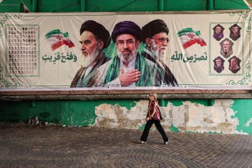 Iran cảnh báo đáp trả không giới hạn nếu bị tấn công