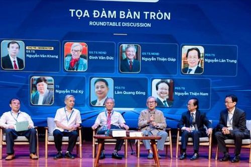Ngôn ngữ học trong thời đại mới: Giữ bản sắc, chủ động hội nhập