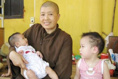 Mái ấm của trẻ mồ côi