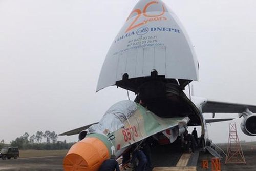 Khám phá 'người vận chuyển' Su-30MK2 tới Việt Nam