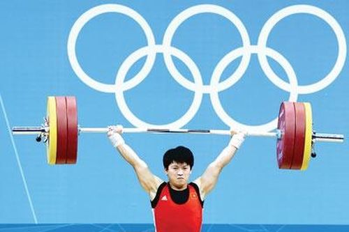 Cử tạ Việt Nam tìm huy chương tại giải VĐTG