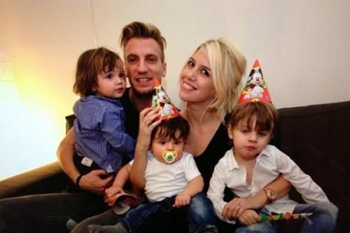 Maxi Lopez công khai lên giường với ôsin trước mặt vợ